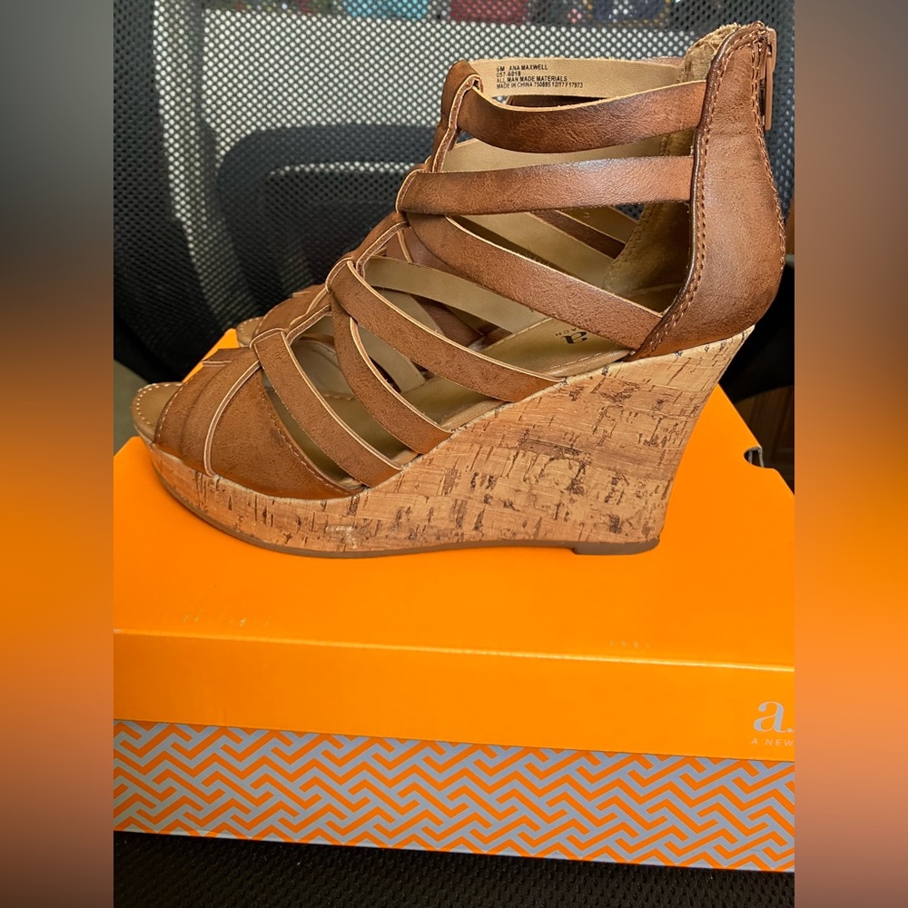 Women’s size 6 strappy wedge sandals